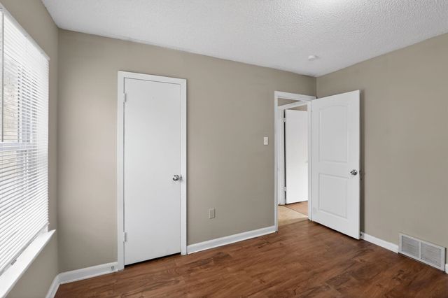 4177 UNIVERSITY ST, Memphis, TN 38127