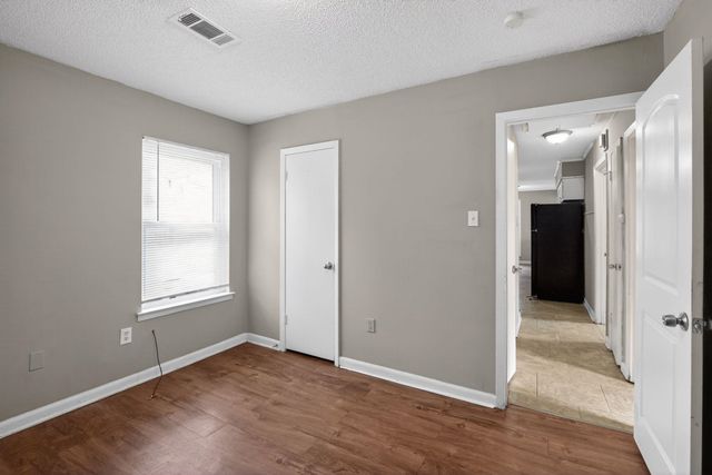 4177 UNIVERSITY ST, Memphis, TN 38127