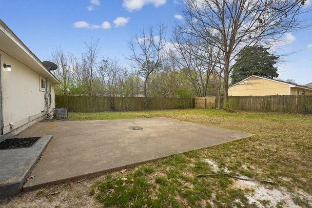 4177 UNIVERSITY ST, Memphis, TN 38127