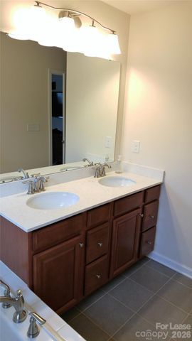 2504 Alyssa Lane, Charlotte, NC 28208