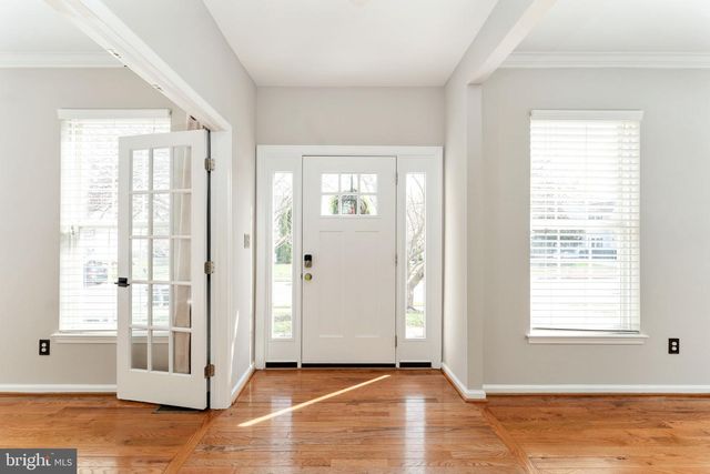 8 RIVER OAK DR, Stafford, VA 22554