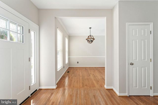 8 RIVER OAK DR, Stafford, VA 22554