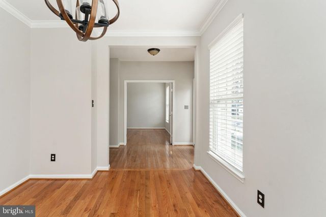 8 RIVER OAK DR, Stafford, VA 22554