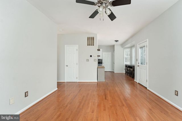 8 RIVER OAK DR, Stafford, VA 22554