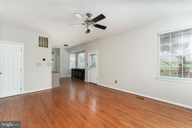 8 RIVER OAK DR, Stafford, VA 22554