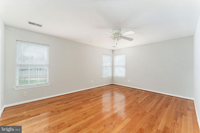 8 RIVER OAK DR, Stafford, VA 22554