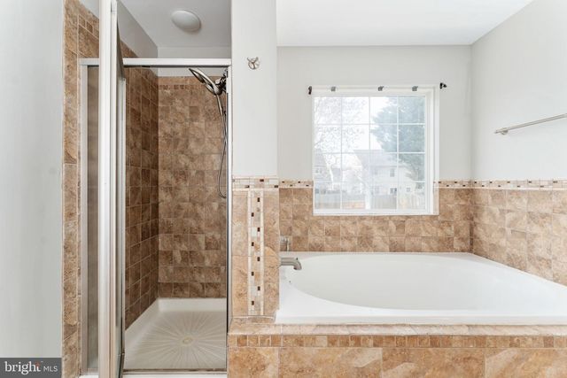 8 RIVER OAK DR, Stafford, VA 22554