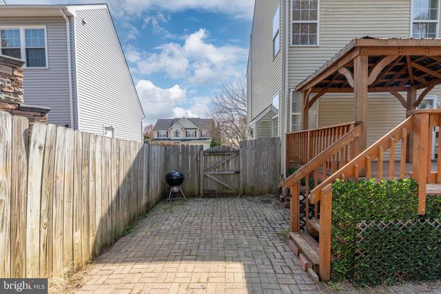 8 RIVER OAK DR, Stafford, VA 22554