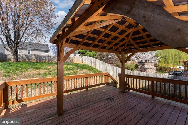 8 RIVER OAK DR, Stafford, VA 22554