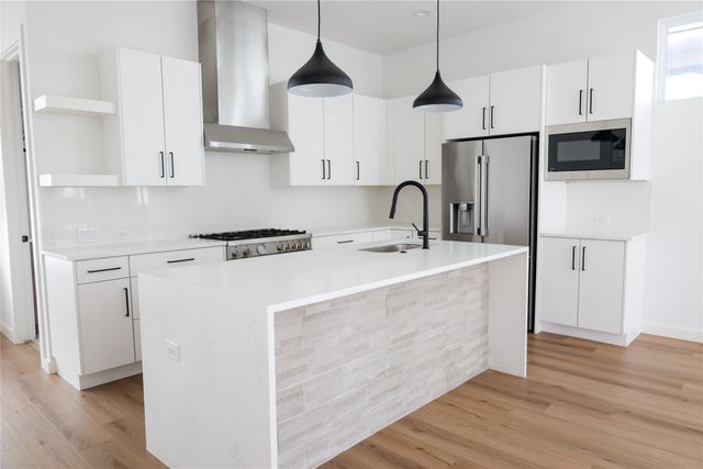 3616 San Jacinto Street 101, Dallas, TX 75204