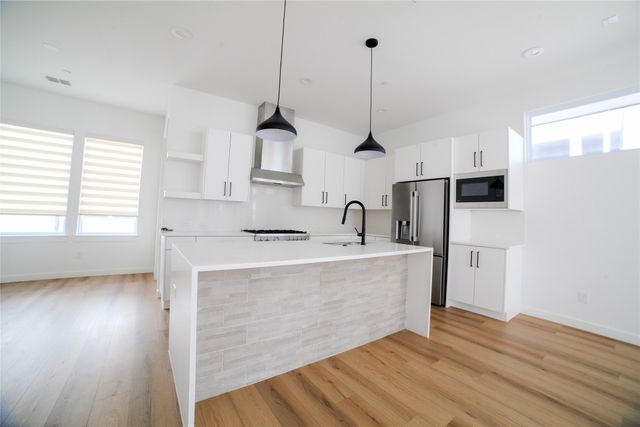 3616 San Jacinto Street 101, Dallas, TX 75204