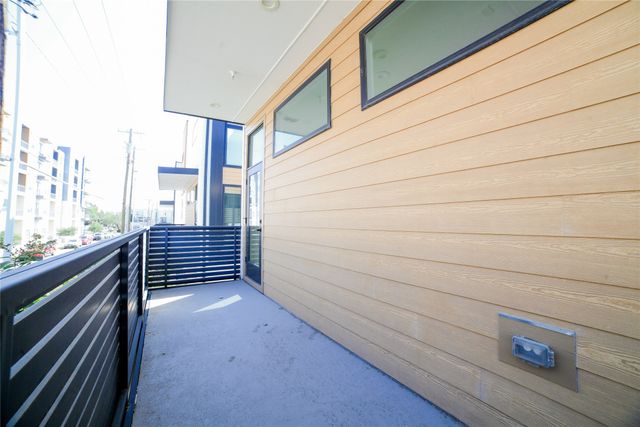 3616 San Jacinto Street 101, Dallas, TX 75204