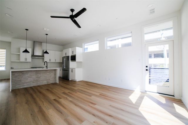 3616 San Jacinto Street 101, Dallas, TX 75204