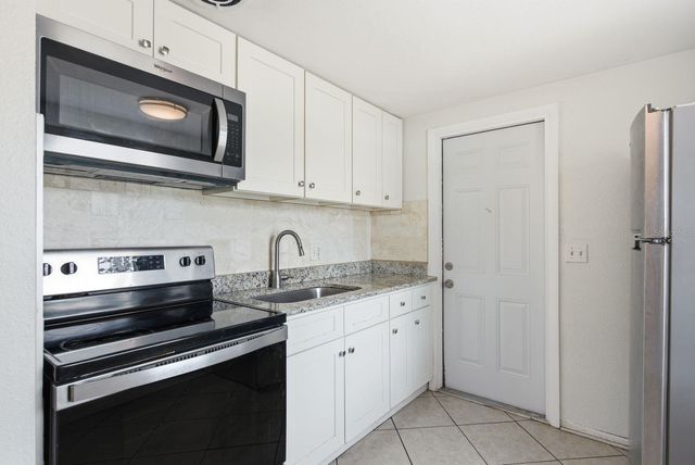 417 MILWAUKEE AVENUE, Dunedin, FL 34698