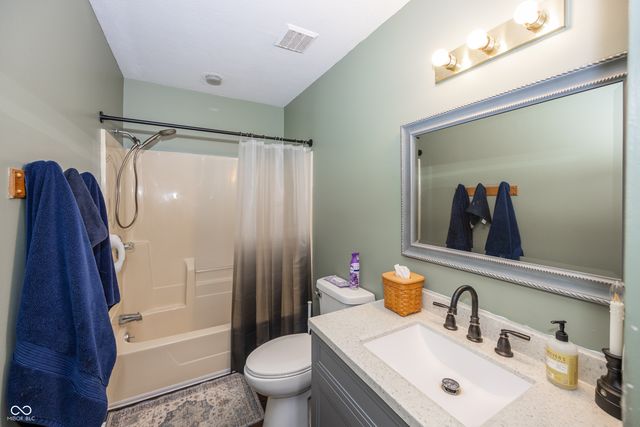 3901 N 350 W, Lebanon, IN 46052