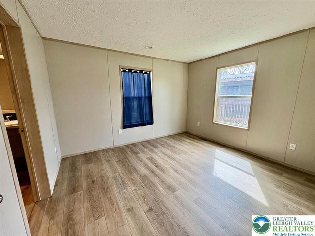 5002 Route 309 1090, Upper Saucon Twp, PA 18034