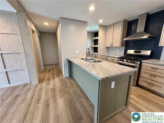 5002 Route 309 1090, Upper Saucon Twp, PA 18034