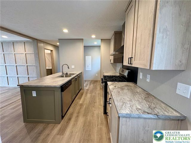 5002 Route 309 1090, Upper Saucon Twp, PA 18034