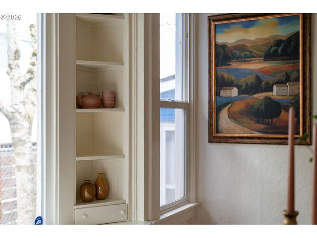 5817 Se BOISE St, Portland, OR 97206