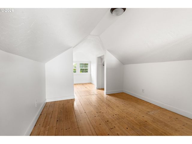 5817 Se BOISE St, Portland, OR 97206