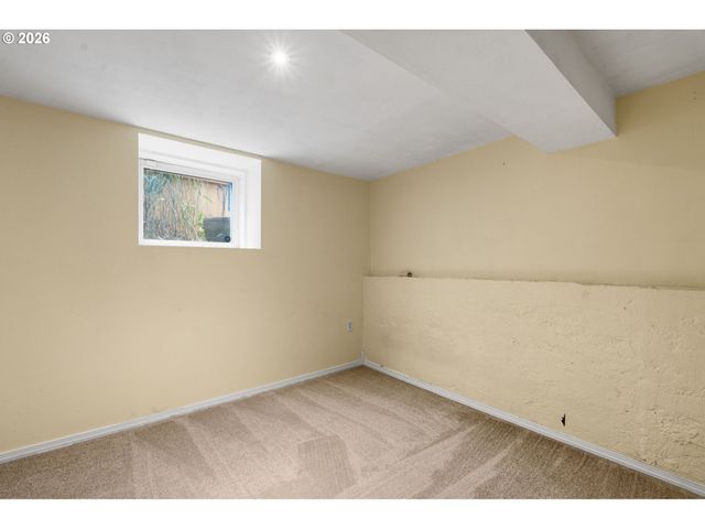 5817 Se BOISE St, Portland, OR 97206