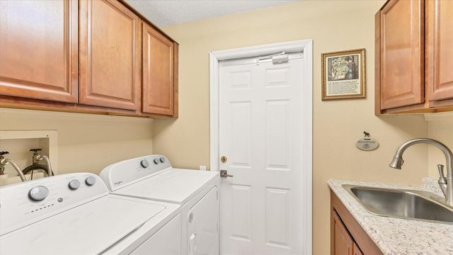 9112 19TH DRIVE NW, Bradenton, FL 34209