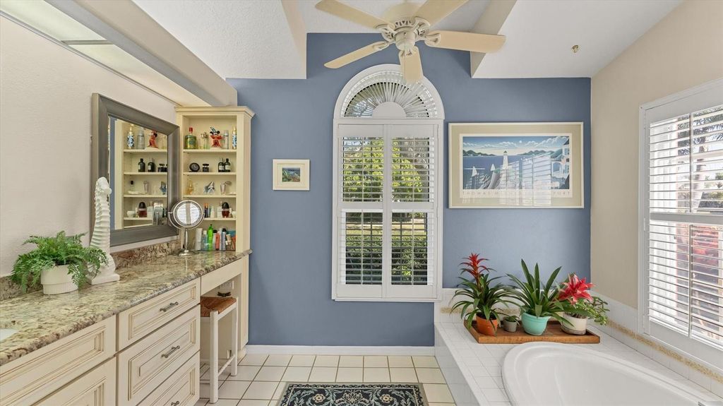 Image 33 of property listing at 9112 19TH DRIVE NW, Bradenton, FL 34209