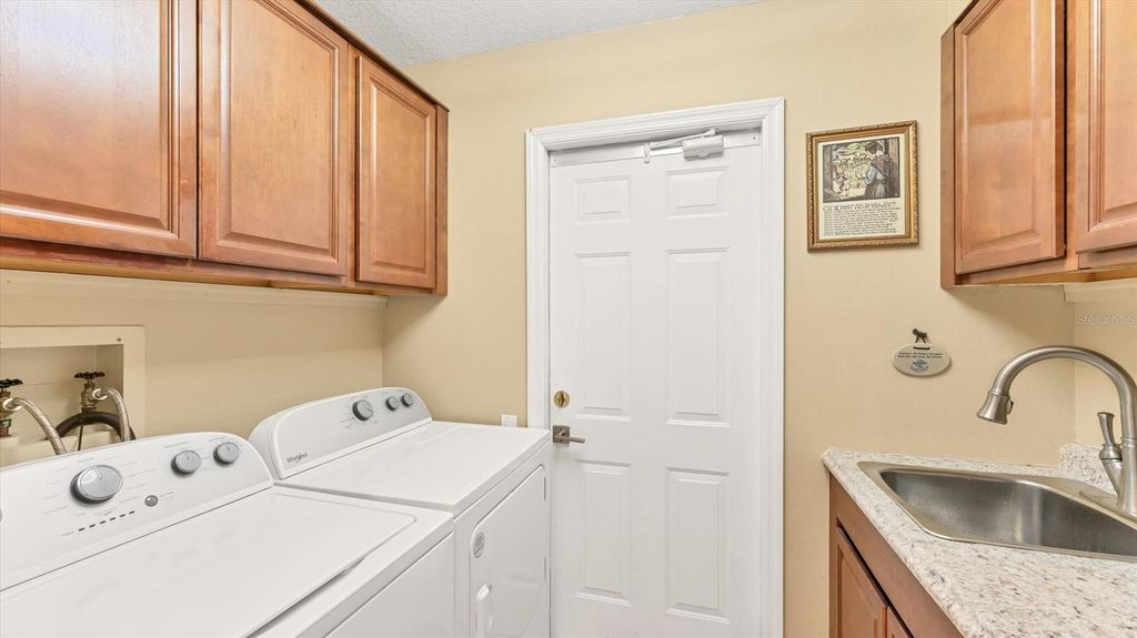 Image 53 of property listing at 9112 19TH DRIVE NW, Bradenton, FL 34209