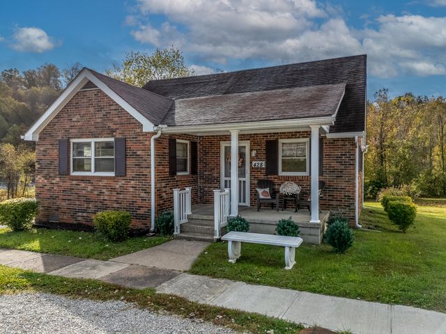 428 Glenn Ave, West Liberty, KY 41472