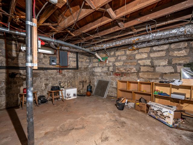 428 Glenn Ave, West Liberty, KY 41472