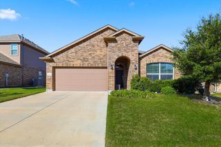 9256 Silver Dollar Drive, Fort Worth, TX 76131