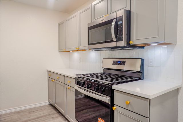 6608 Margaret Drive, Forest Hill, TX 76140