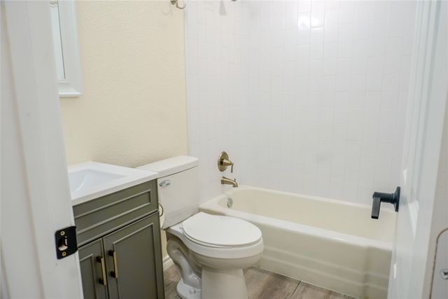 6608 Margaret Drive, Forest Hill, TX 76140