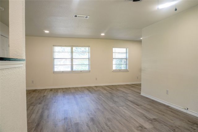 6608 Margaret Drive, Forest Hill, TX 76140
