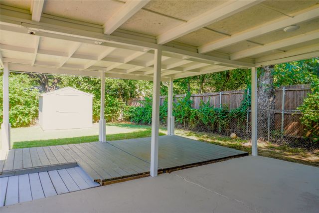 6608 Margaret Drive, Forest Hill, TX 76140