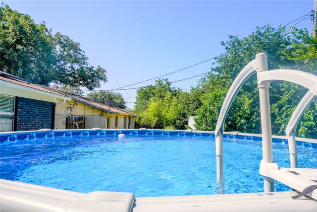 6608 Margaret Drive, Forest Hill, TX 76140