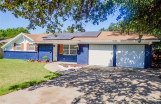 6608 Margaret Drive, Forest Hill, TX 76140