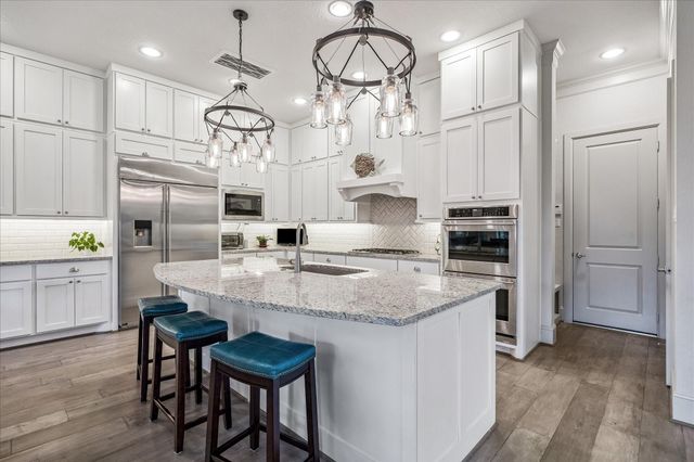 1710 Cornelius Trace Loop, Houston, TX 77055