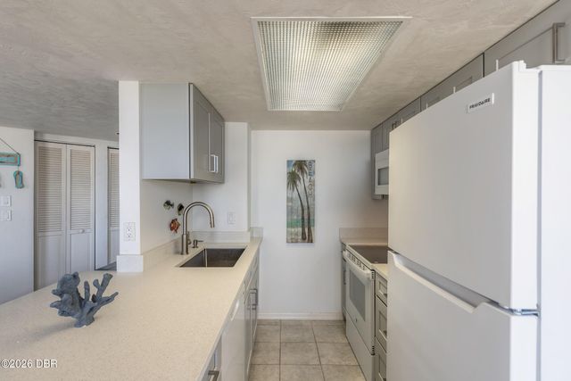 3023 S Atlantic Ave Apt 901, Daytona Beach Shores, FL 32118