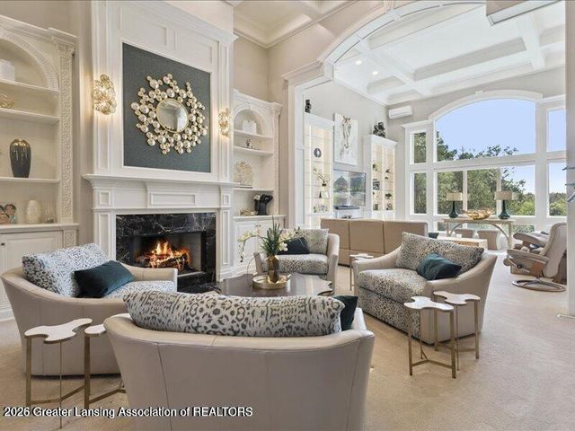 2471 Overglen Court, East Lansing, MI 48823