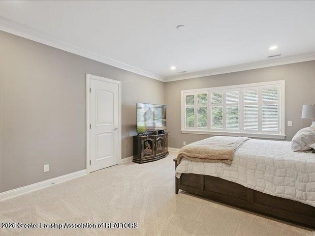 2471 Overglen Court, East Lansing, MI 48823