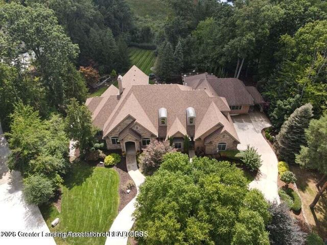 2471 Overglen Court, East Lansing, MI 48823