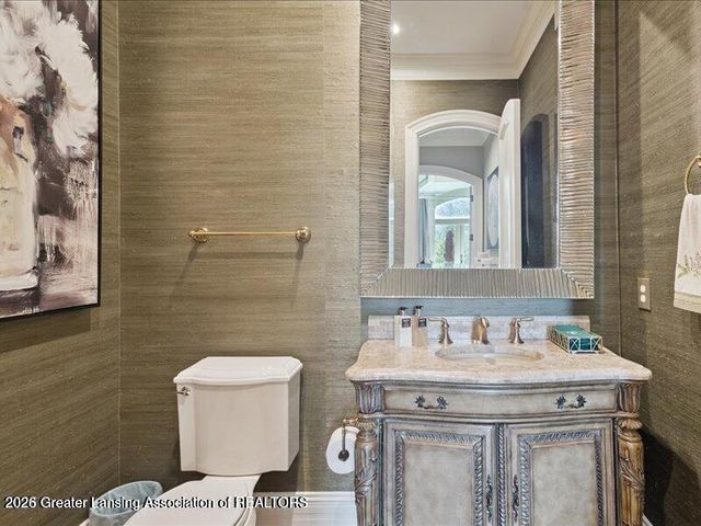 2471 Overglen Court, East Lansing, MI 48823