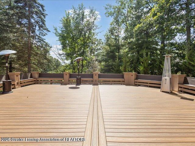 2471 Overglen Court, East Lansing, MI 48823