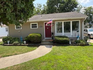 1214 Schriber Avenue, Joliet, IL 60435