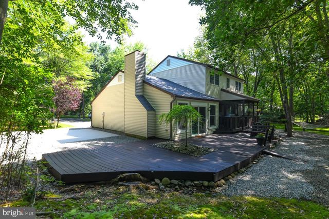 127 BRACKEN RD, Medford, NJ 08055