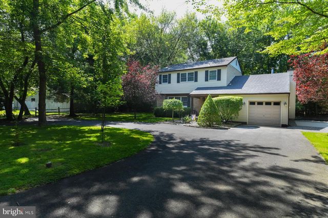 127 BRACKEN RD, Medford, NJ 08055