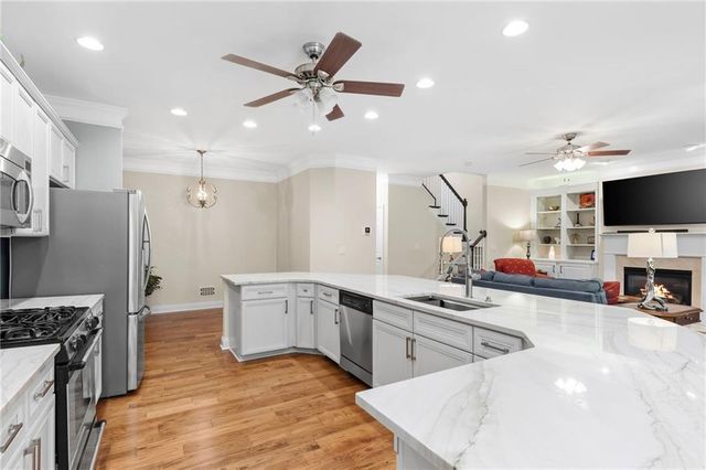 2220 Constitution Court 1602, Roswell, GA 30075