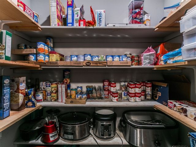 420 NE 17th Place, Newcastle, OK 73065