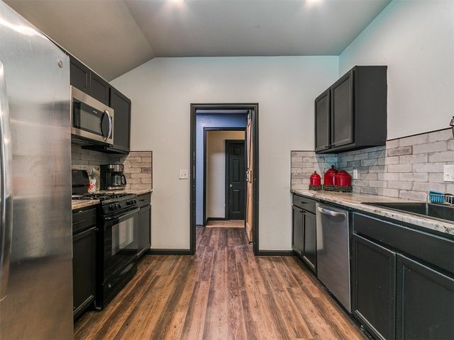 420 NE 17th Place, Newcastle, OK 73065